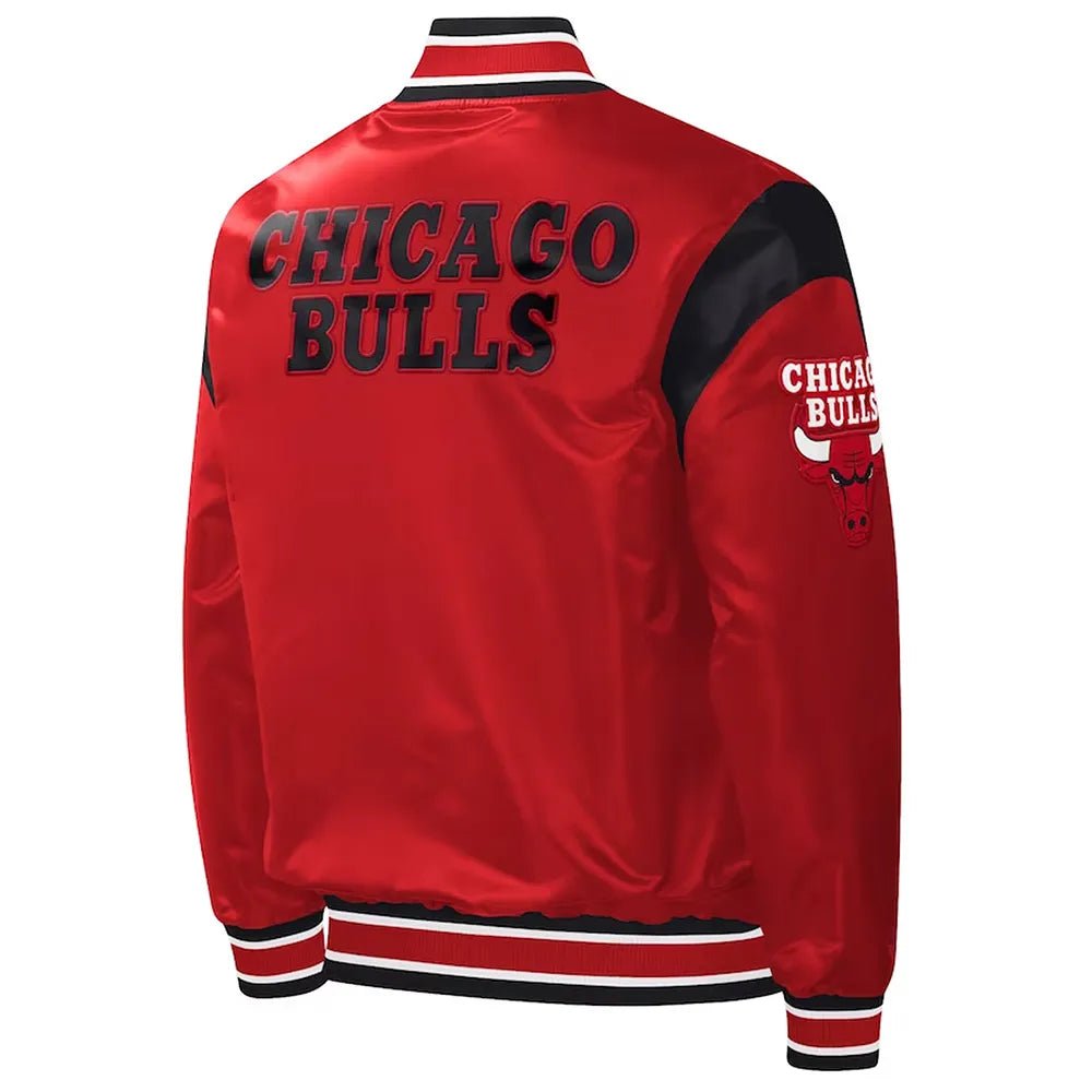 Chicago Bulls Red Varsity Jacket – Side View